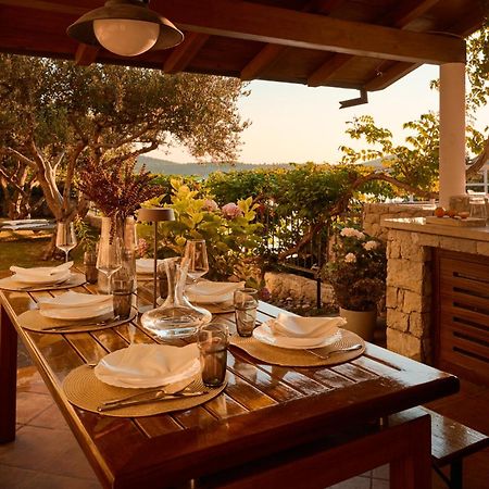 Luxurious City Retreat With Pool Sibenik Bagian luar foto