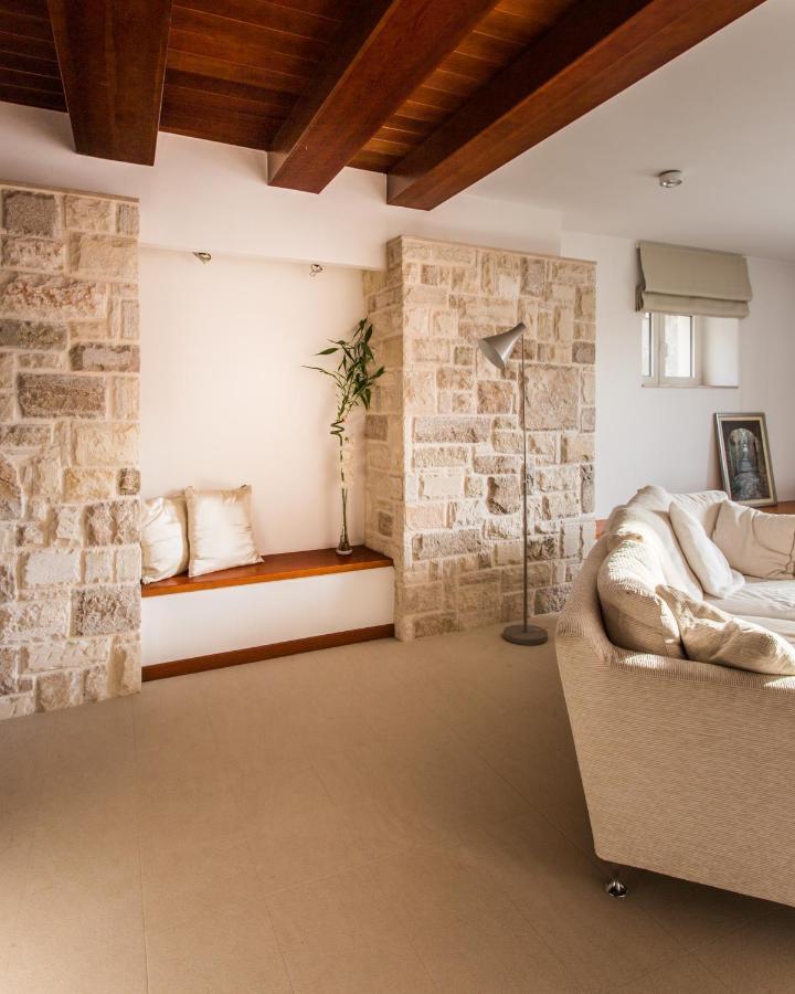 Luxurious City Retreat With Pool Sibenik Bagian luar foto