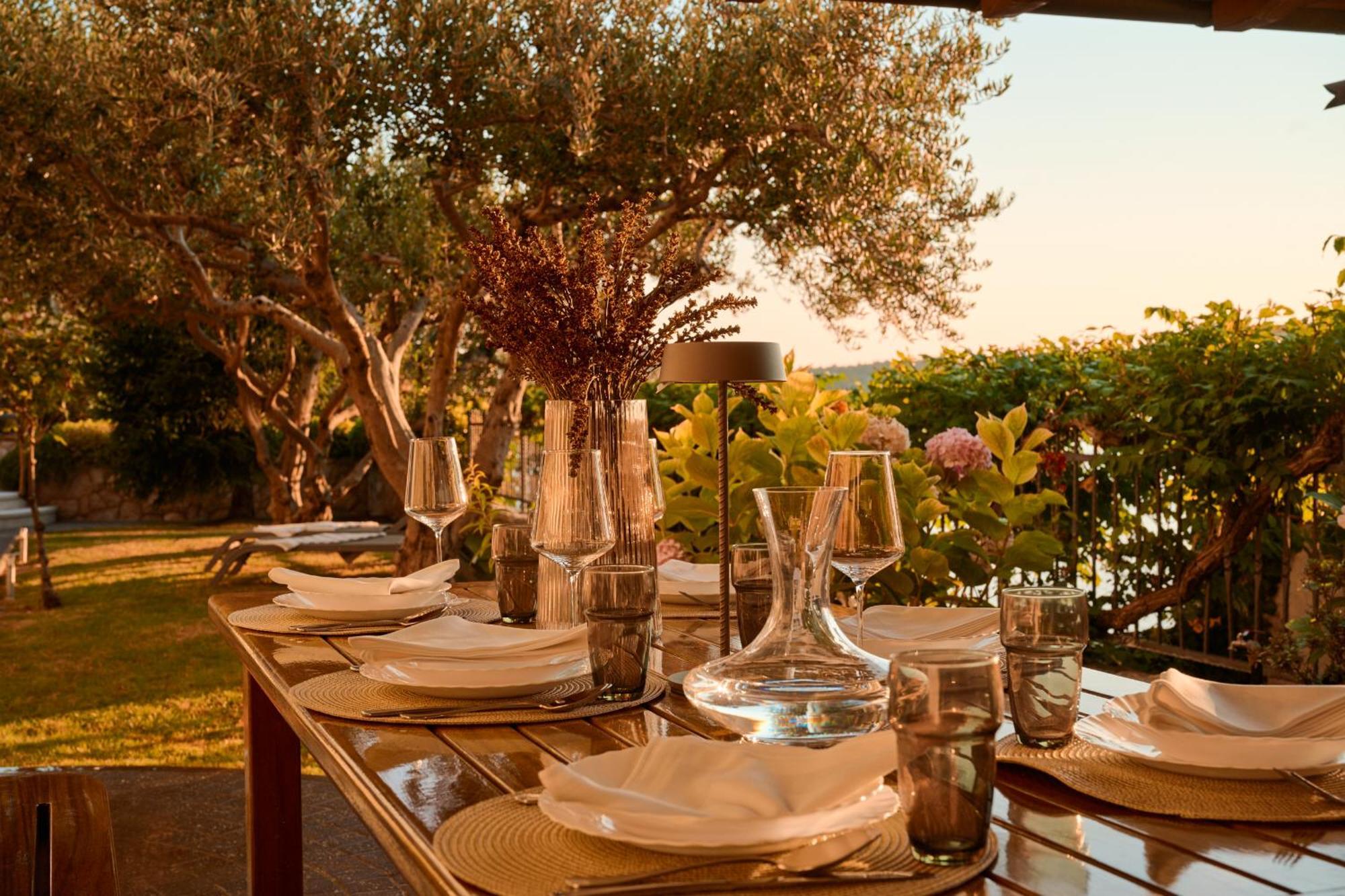 Luxurious City Retreat With Pool Sibenik Bagian luar foto